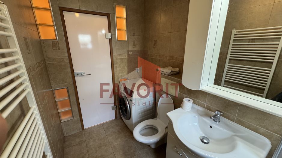 Disponibil imediat. Etaj 1. Centrala proprie. Vedere pe 2 parti. - Poză 15