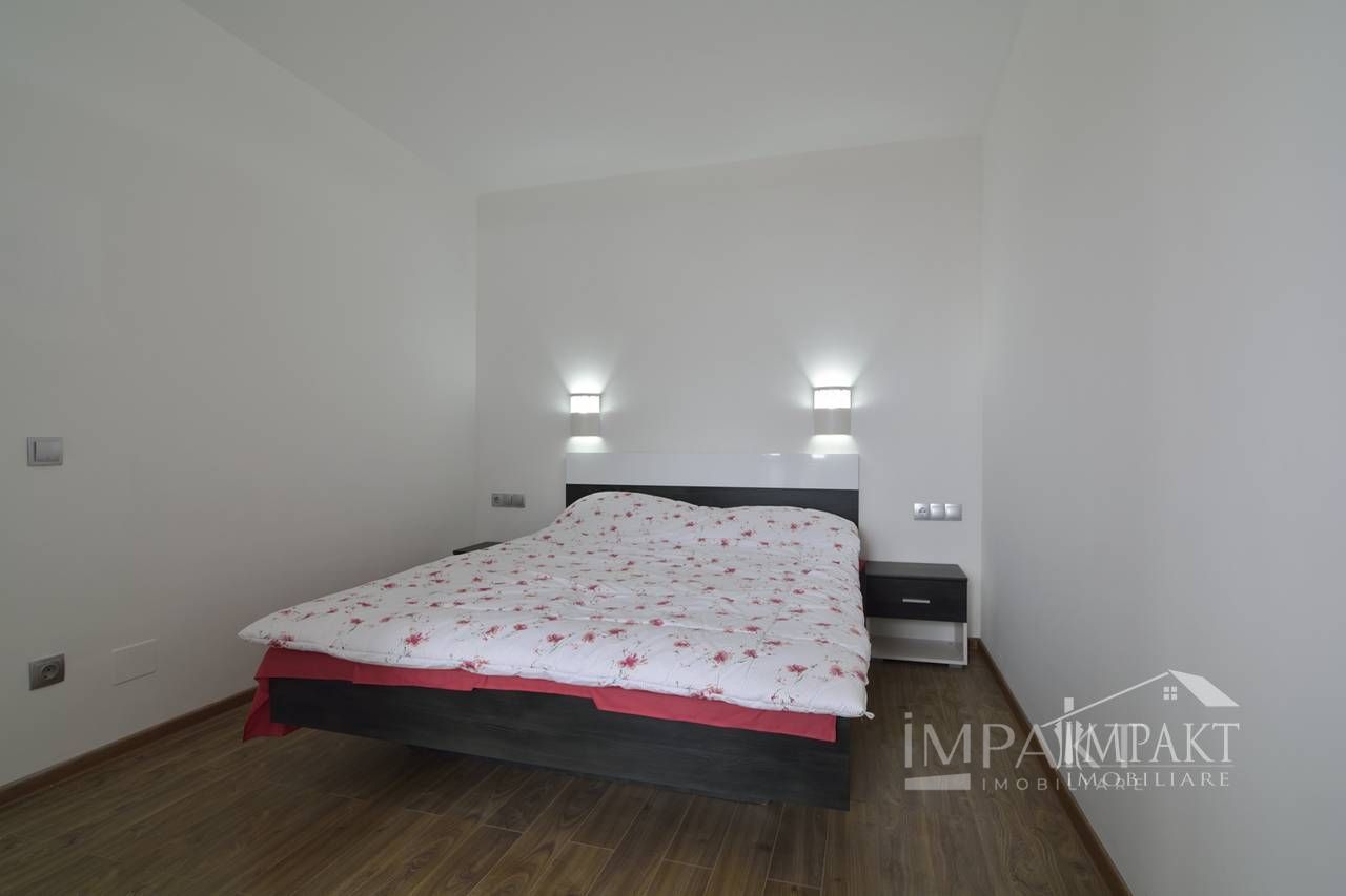 Casa cuplata cu 6 camere si curte in cartierul Intre lacuri. - Poză 15