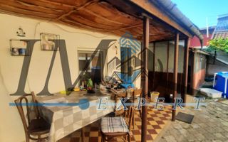 Casa in Sebeș de vânzare - Poză 1