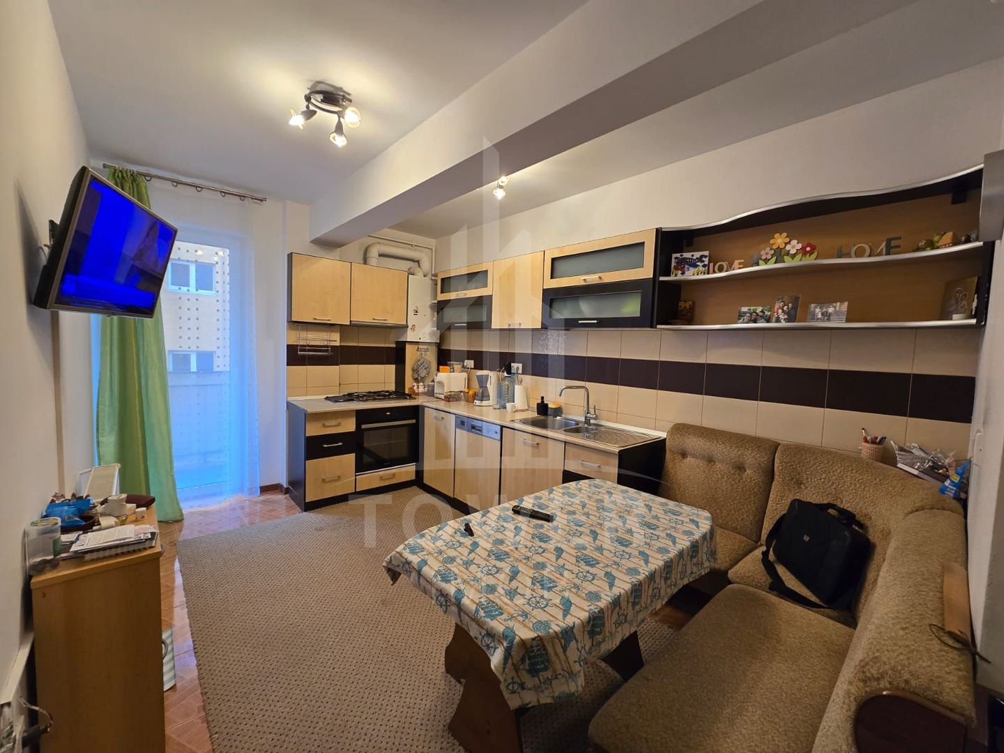 Apartament generos de 74 mp – spațiu, funcționalitate, confort - Poză 8