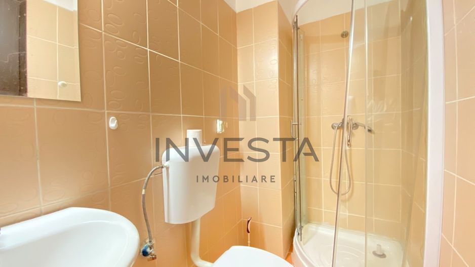 Apartament cu 4 camere decomandat, parcare, etaj intermediar, Centru! - Poză 13
