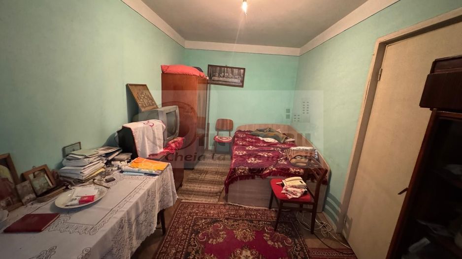 vând apartament 2 camere Alexandru Cel Bun 62000 euro - Poză 4