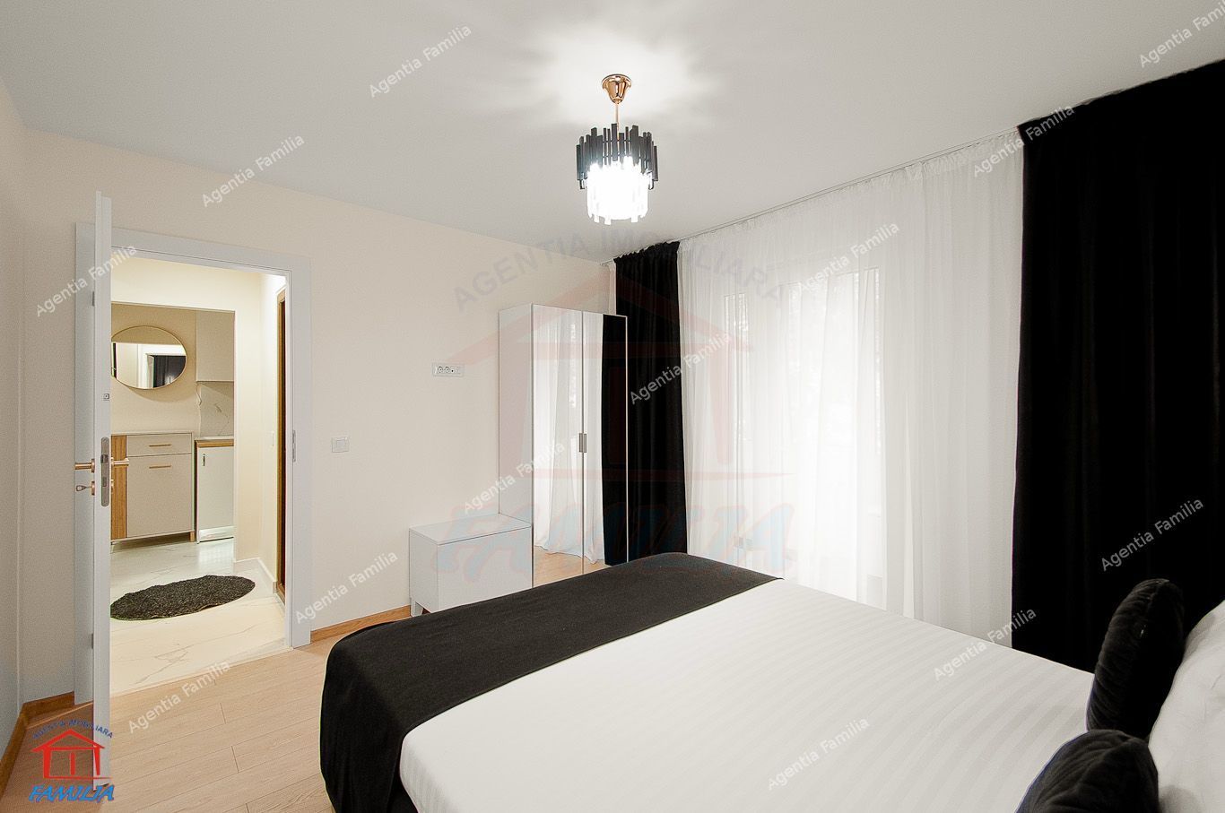 Inchiriere apartament 3 camere decomandat zona centrala - Poză 17