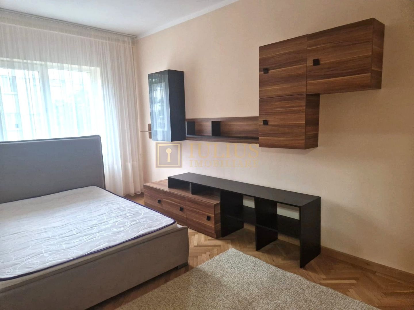 Apartament renovat, Medicina - Poză 8