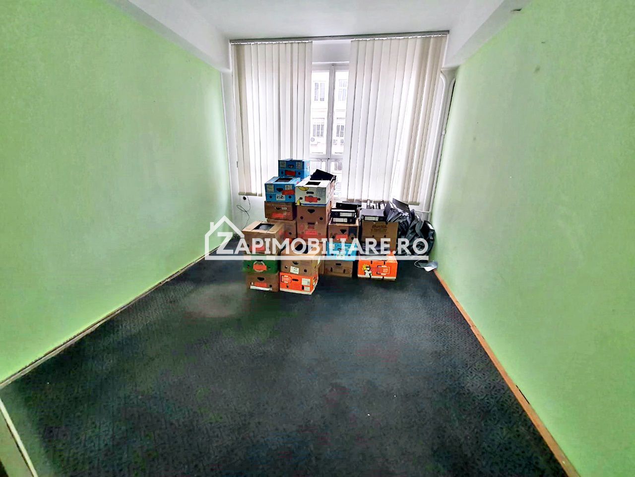 Spațiu birou 20 mp, central,utilităti incluse in pret - Poză 3
