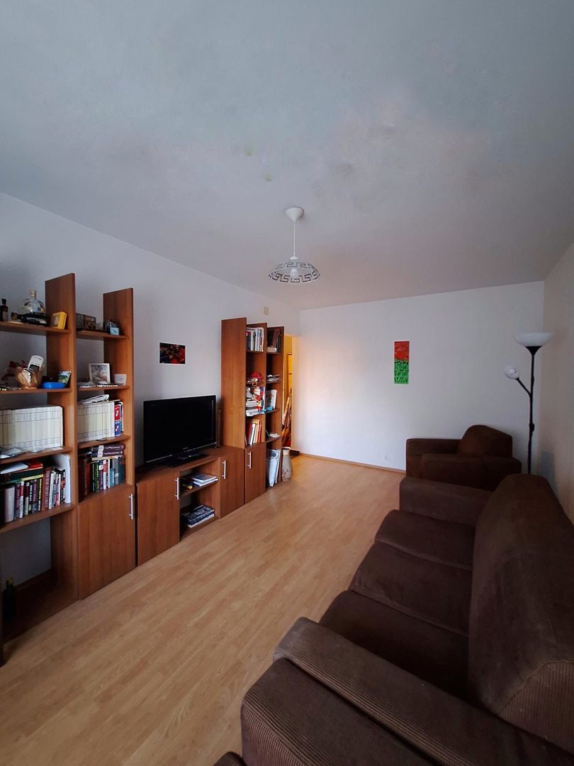 Apartament cu 3 camere,luminos in zona Aradului - Poză 2