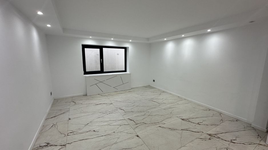VIla S+P+1+M | Teren de 1000mp | Lift Interior | Finisata Complet - Poză 19