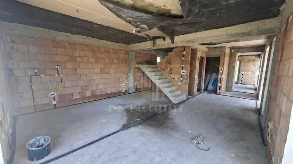 Casa individuala parter plus etaj Sanpetru Brasov zona Lempes - Poză 18