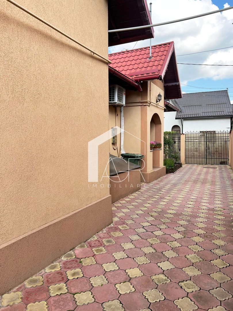 Casa P+M, cu 5 camere, zona Central - Poză 24