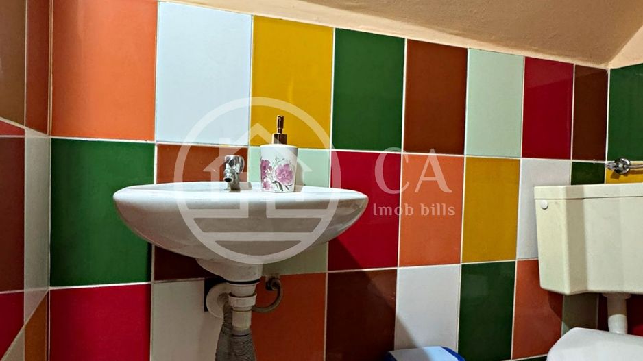 Casă de vânzare cu 4 camere si teren de 1000 mp in Salard, Bihor - Poză 31