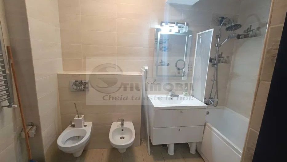 Ap 2 cam, 64 mp + parcare subterană – Royal Town Copou 154.900 € - Poză 6