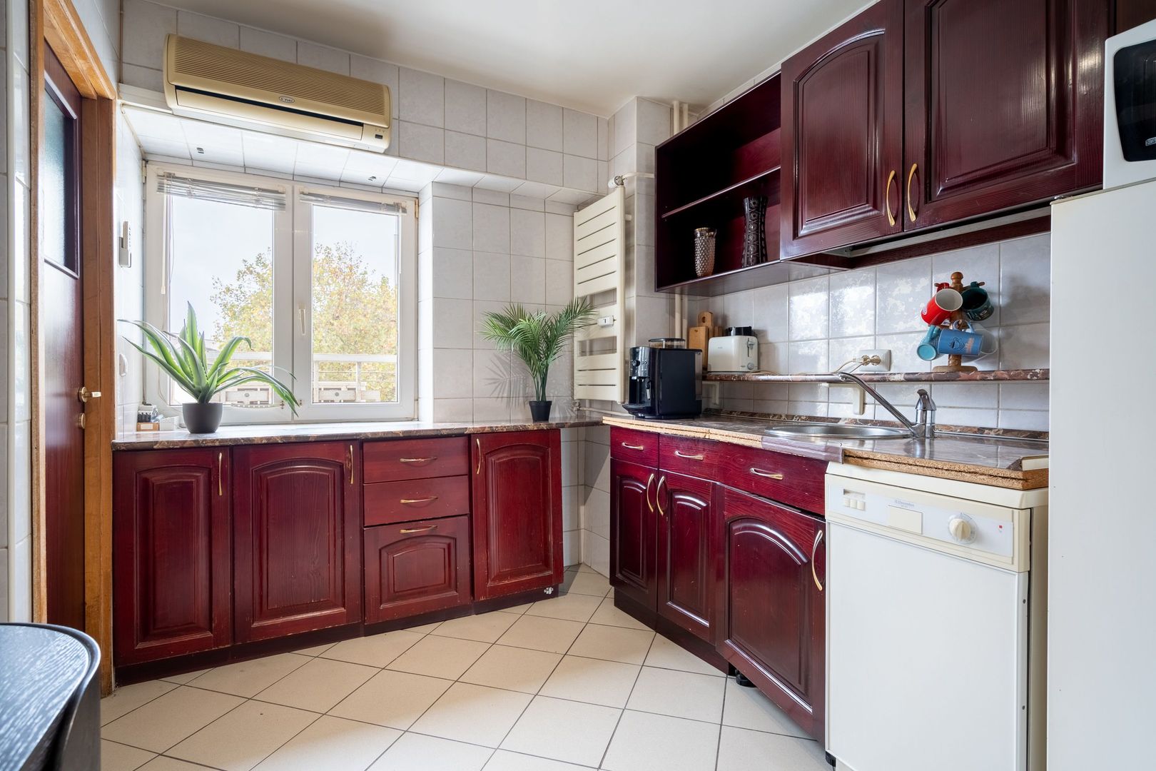 COMISION 0% - Apartament cu 4 camere Calea Calarasi - vedere laterala - Poză 6