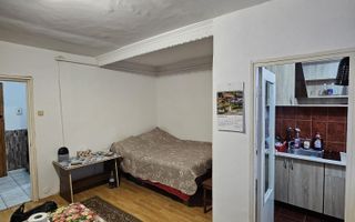 Garsonieră de închiriat | Str. Mărgeanului, etaj 1 – Zona Depozitelor - Poză 3