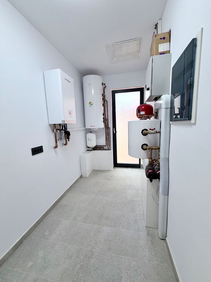 PROIECT DEOSEBIT ZONA LIPOVEI - Poză 7