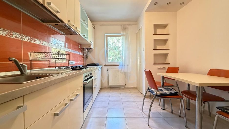 Apartament 3 camere,  Str. Constantin Noica - Poză 3