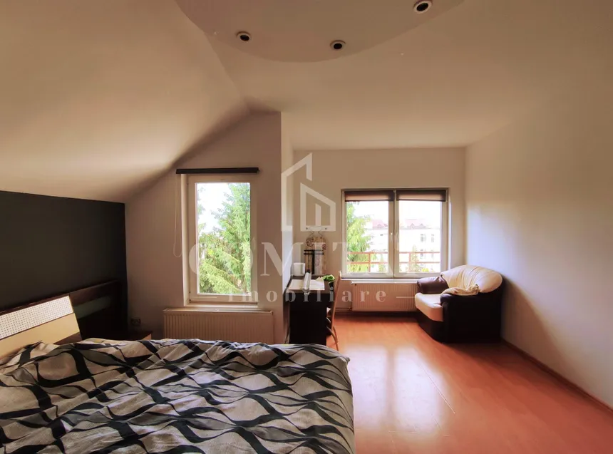 Apartament cu 3 camere decomandate | Loc de parcare | Cartier Zorilor — fotografia 1