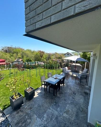 Vilă de lux, zonă premium, finisaje high-end – Iași, zona Tudor Neculai - Poză 16
