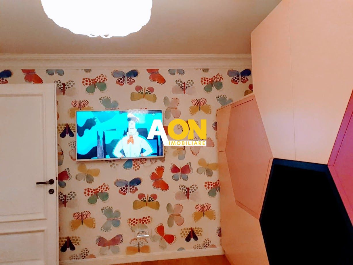 Casa de lux, 1000 mp teren, toate utilitatile, cartierul Cetate - Poză 15