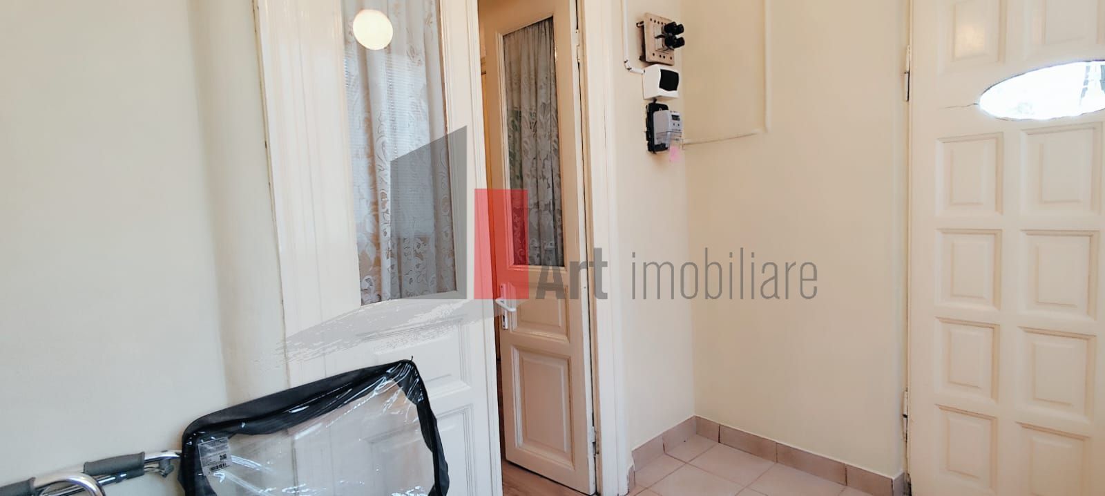 Casa de vanzare + teren in zona Jiului (Bucurestii Noi) - Poză 10