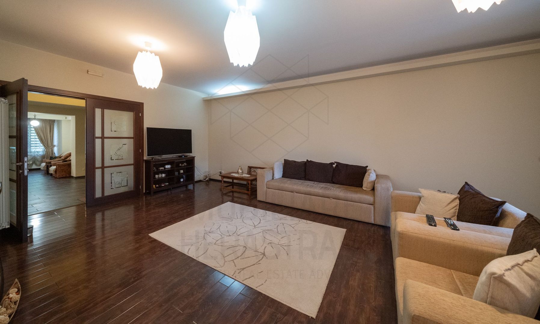 Casa spatioasa 515 mp langa metrou 1Mai - Poză 6