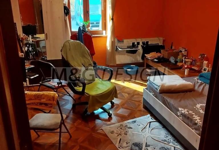 Garsoniera zona Fabric la curte - Poză 1