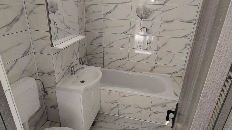 Apartament 2 camere finisat ,micro 16, etaj 2 - Poză 8