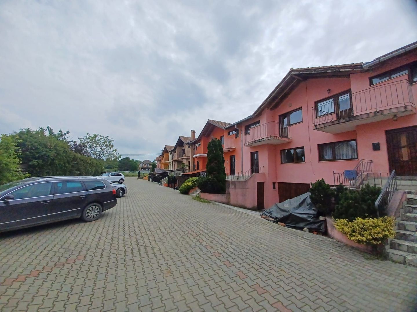 Casa insiruita, 2 dormitoare, garaj, Sanmartin. 120 000 E. Comision 0. - Poză 2