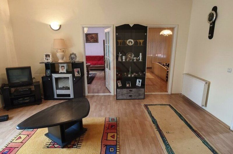 CASA solida, spatioasa (140 mpu) LA PRET DE APARTAMENT! Comision zero! - Poză 23