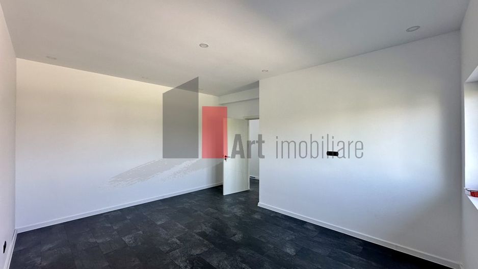 Vanzare vila 4 camere in Domnesti - Poză 13