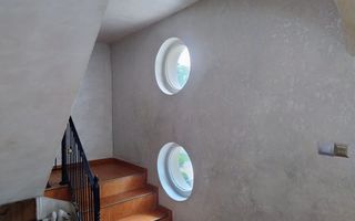 Vilă elegantă cu design luxos și grădină superb amenajată în Șag - Poză 14