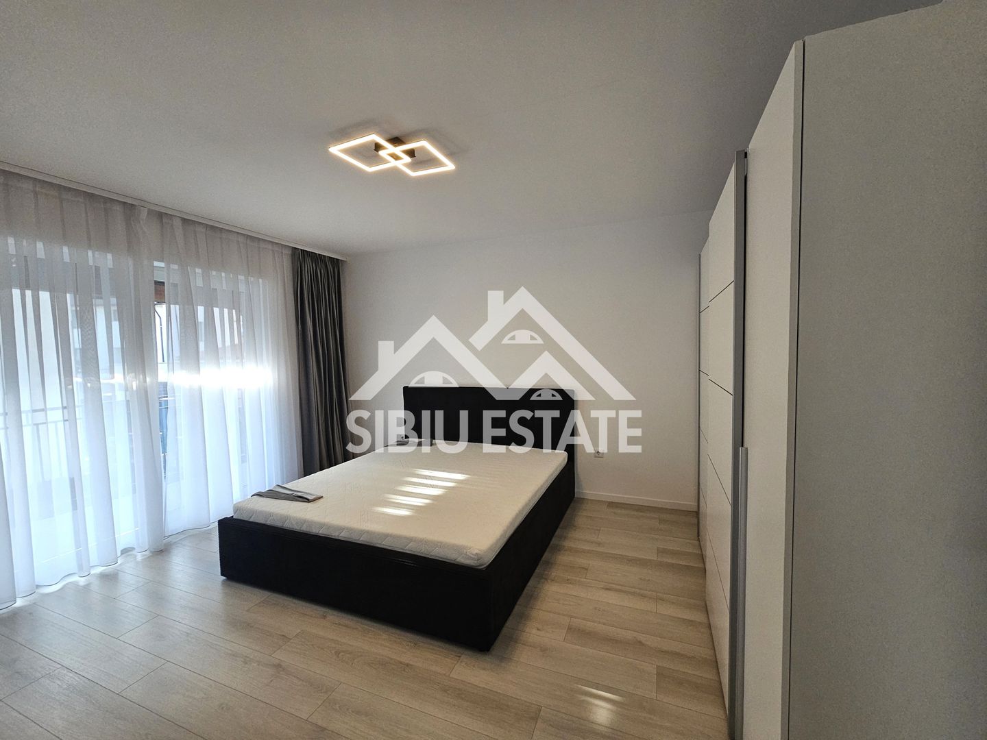 Casa de inchiriat 4 camere, 2 bai, confort nou - Poză 15