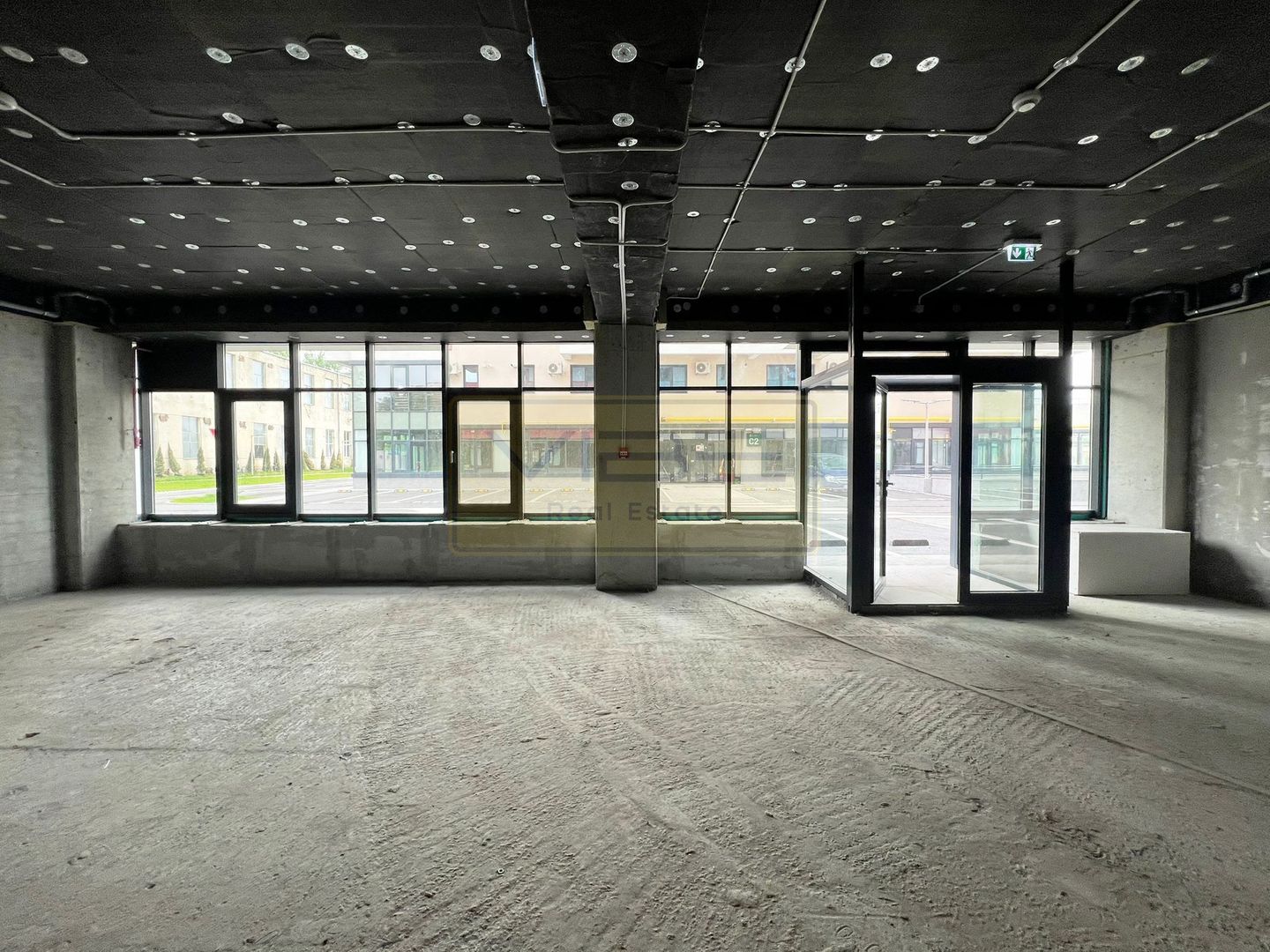 Spatiu comercial / Office NOU Podu Ros - Piata Nicolina - Poză 8