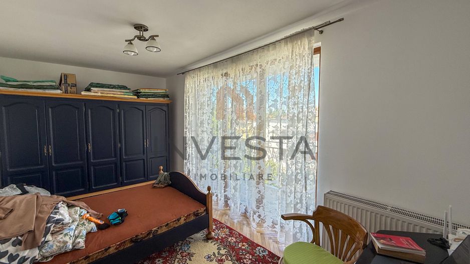 Apartament in vila, etajul 1, Zona Pasapoarte! Garaj inclus in pret! - Poză 4