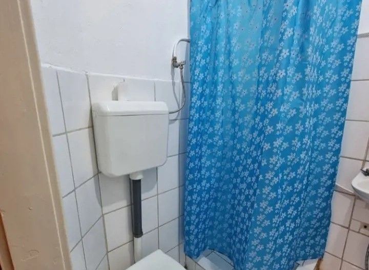 Apart 1 cam Balcescu parter centrala proprie - Poză 5