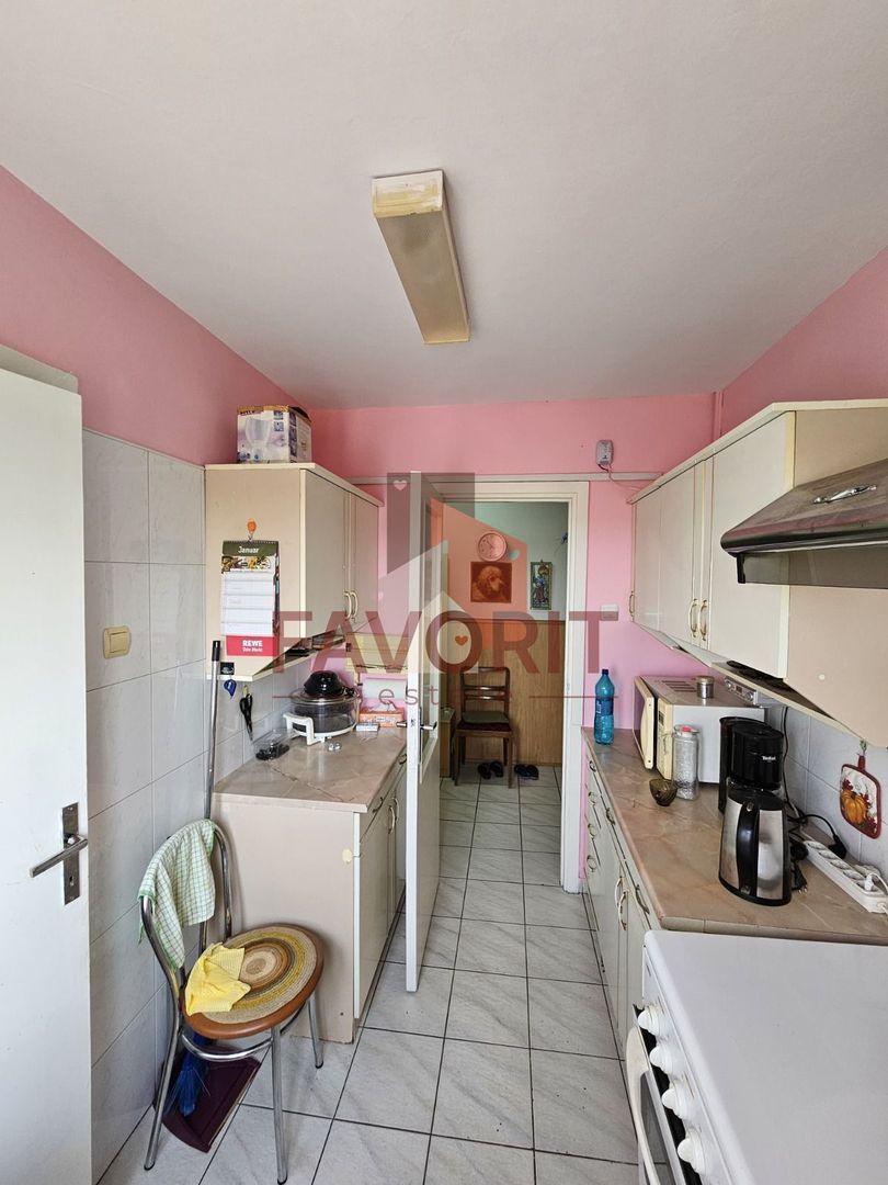 3 camere, semidecomandat | centrala proprie | mobilat si utilat | zona excelenta - Poză 11