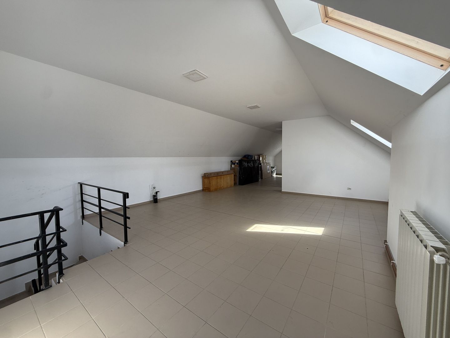 Clădire P+M Volovat | 224 mp | 650 mp teren | 154500 Euro - Poză 9