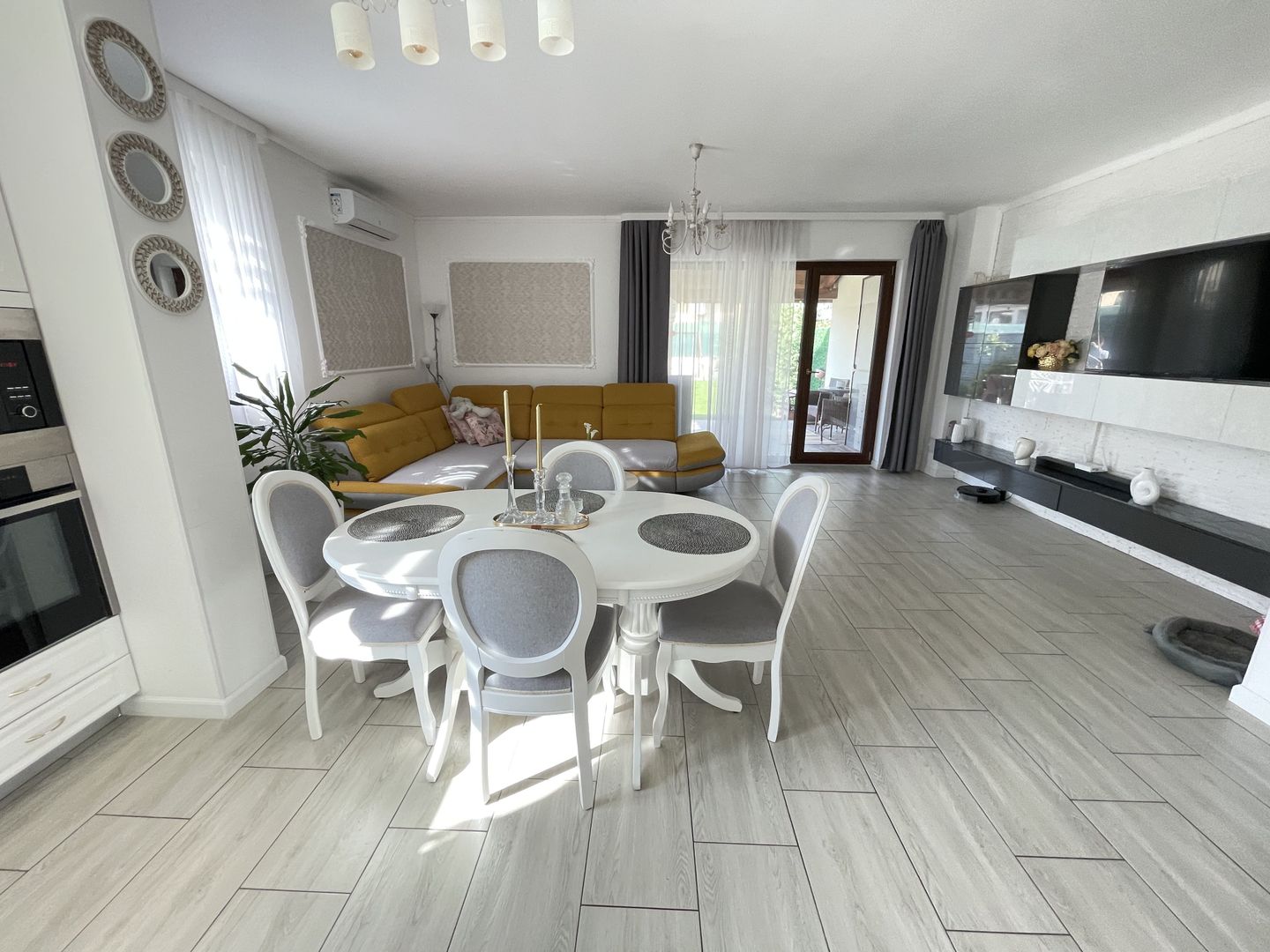 Duplex frumos amenajat si mobilat in Dumbravita - Poză 5