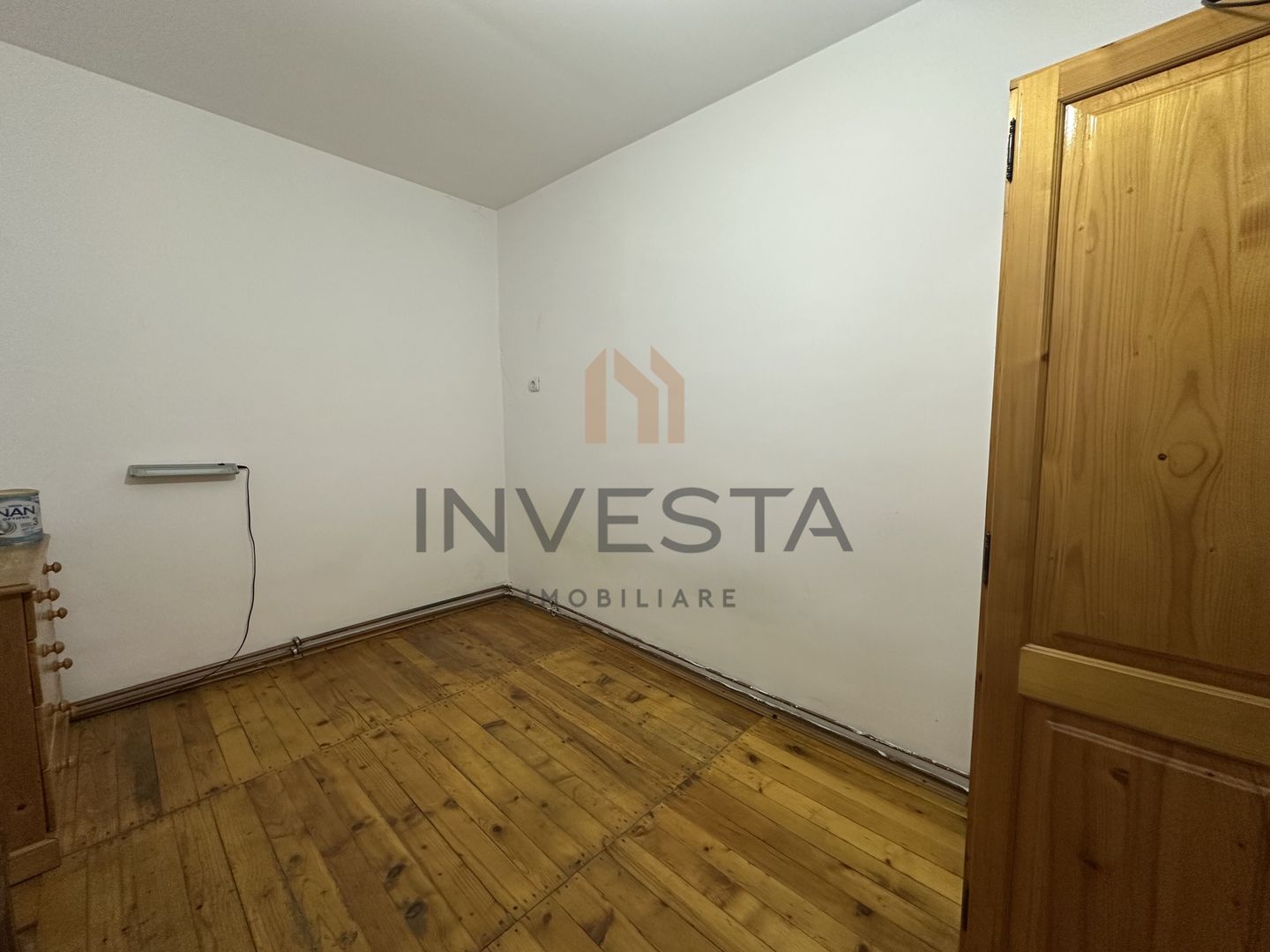 Casă cu teren de 890 mp/ Cartier Gruia - Poză 5