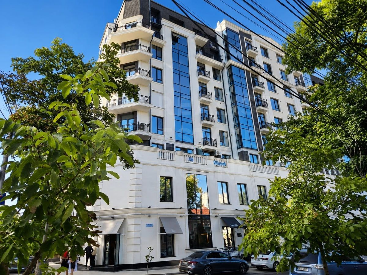 Chirie, apartament, 3 camere, str. Mitropolit Petru Movilă, Centru - Poză 1