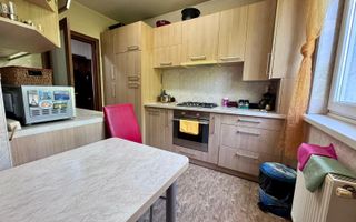 Apartament cu 4 camere in Grigorescu - Poză 7