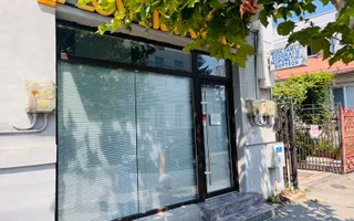 Spatiu stradal, central, cu vad comercial si vizibilitate excelenta - Poză 13
