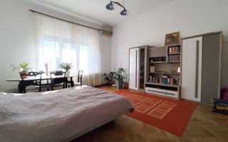 Casa cu 4 camere de vanzare in zona centrala – Louis Pasteur, Oradea - Poză 7