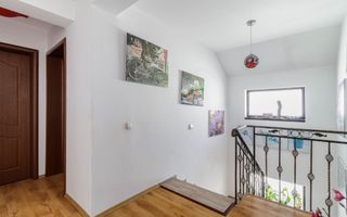 Vila spațioasă și elegantă, aproape de pădure – Tunari, Ilfov - Poză 4