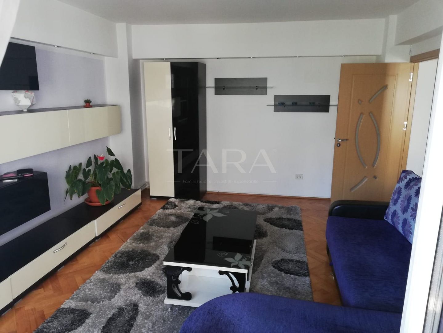Apartament 3 camere de închiriat, Piața Cipariu — fotografia 2
