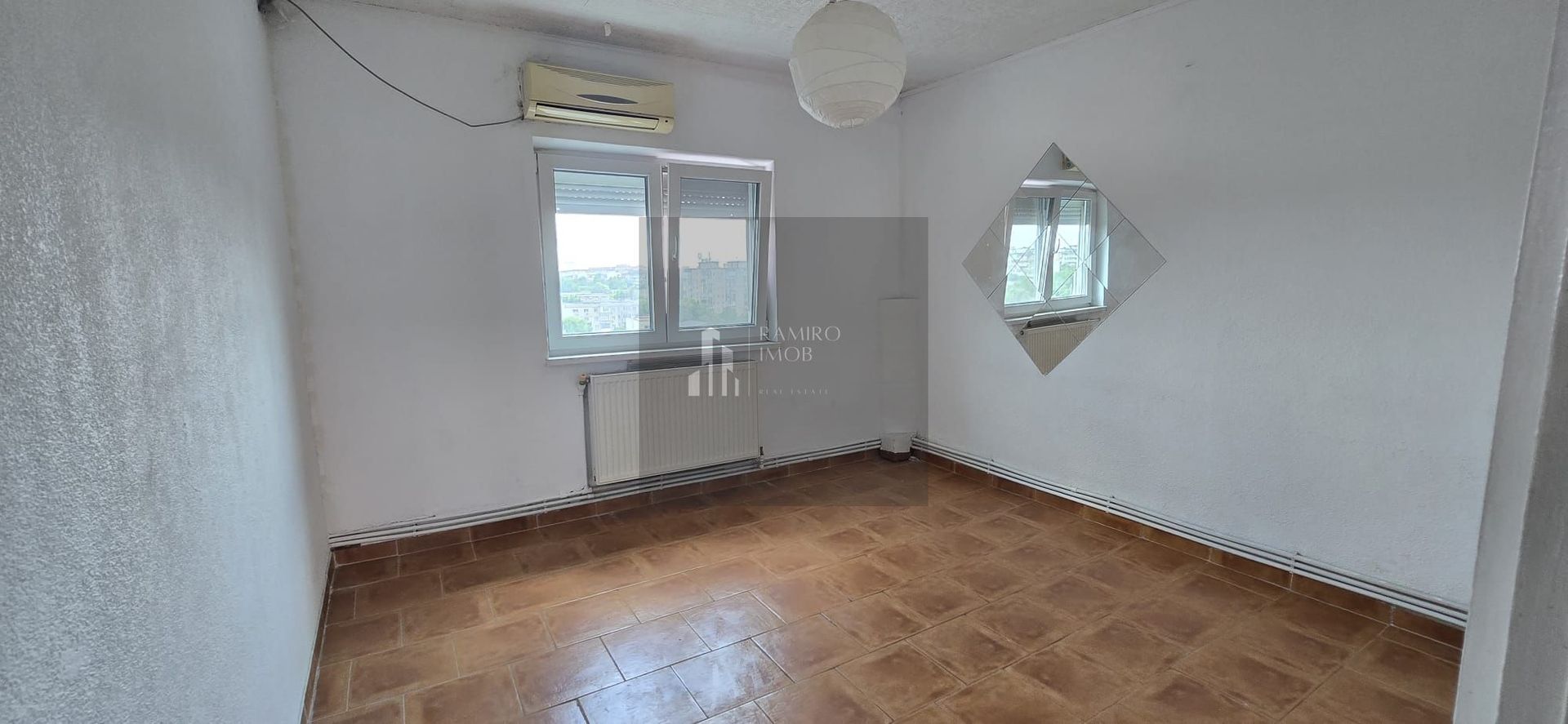 Apartament 3 camere 600 metri METROU BRANCOVEANU/CENTRALA - Poză 3