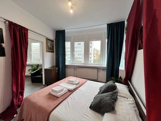 Apartament 2 camere renovat, ultracentral, Magheru – etaj 4 - Poză 6