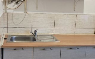 Apartamenr 1 camera 20mp ,aproape de spital si UMF - Poză 4