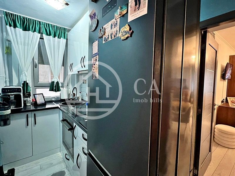 Apartament de vânzare cu 2 camere în zona Velența, Oradea - Poză 6