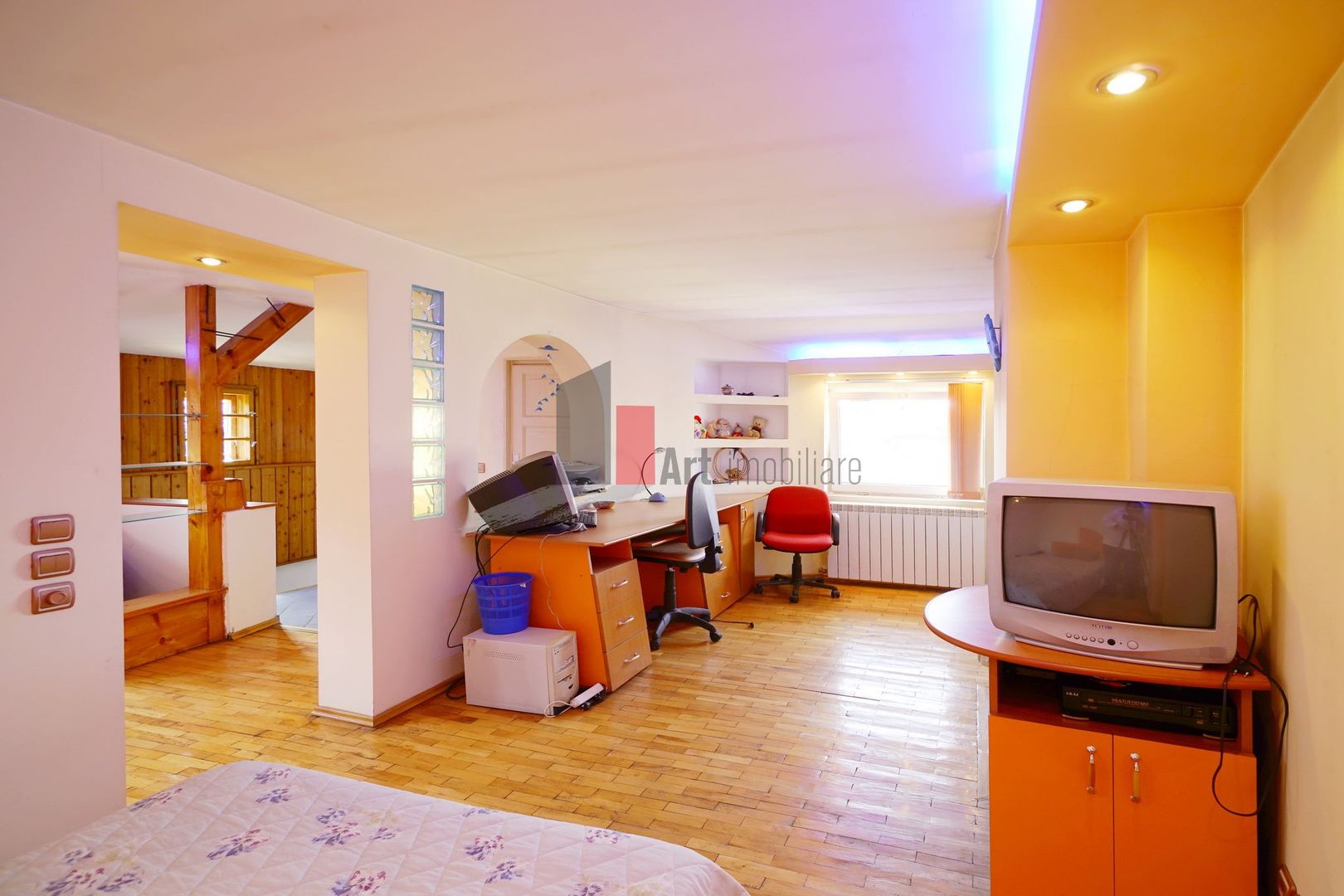 Proprietatea "ARCHA" , Vatra Luminoasa, JUMATATE DE VILA, intrare separata - Poză 10