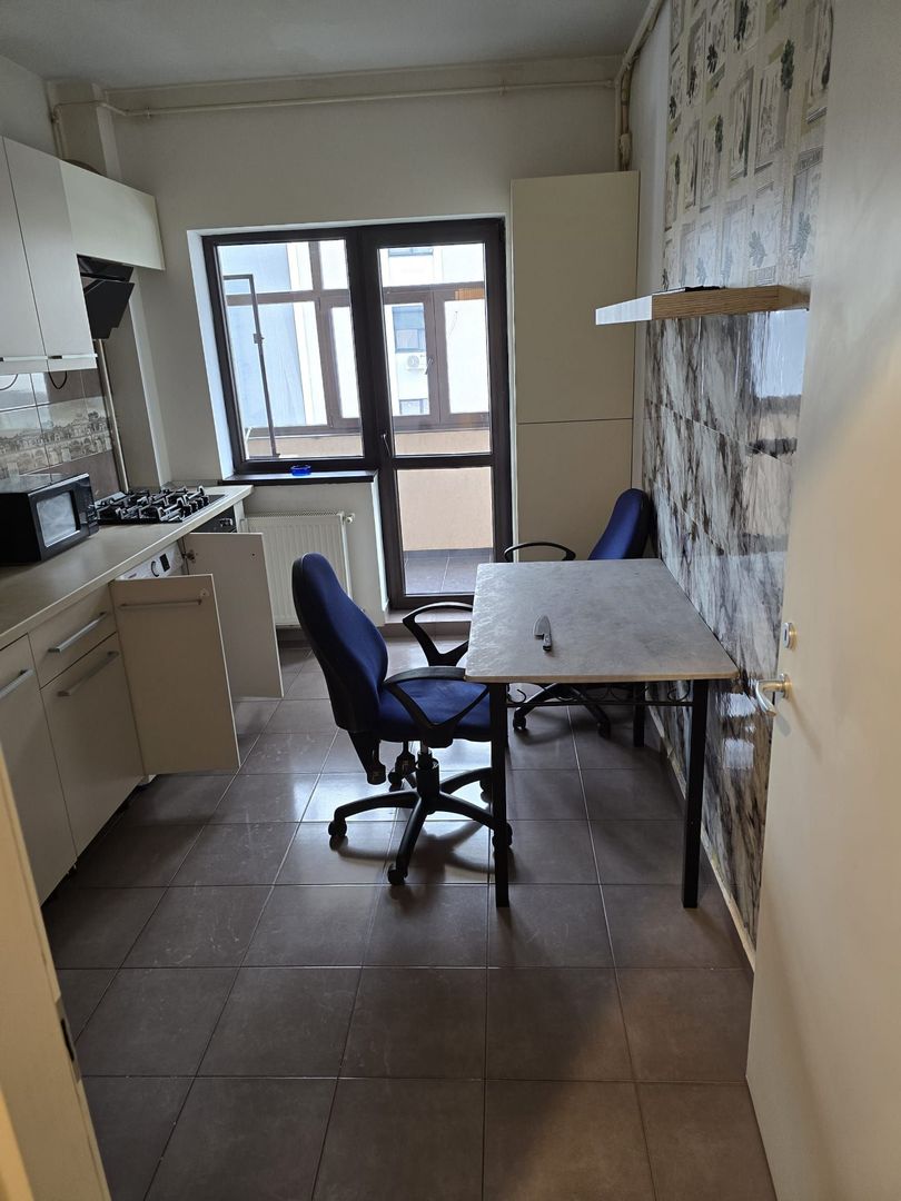 Apartament moder 3 camere +loc de parcare, zona Bragadiru - Poză 10